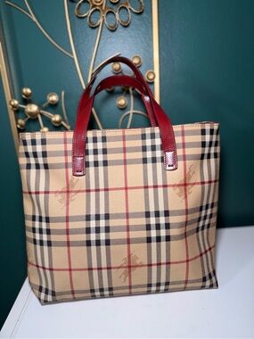 Burberry Classic Haymarket Check Medium Tote